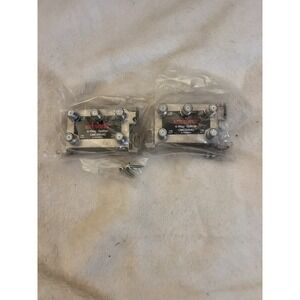 Lot Of TWO! Antronix  4-way‎ Splitter CMC2004U  NEW